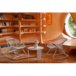 Chaise berçante d'extérieur en métal des années 60