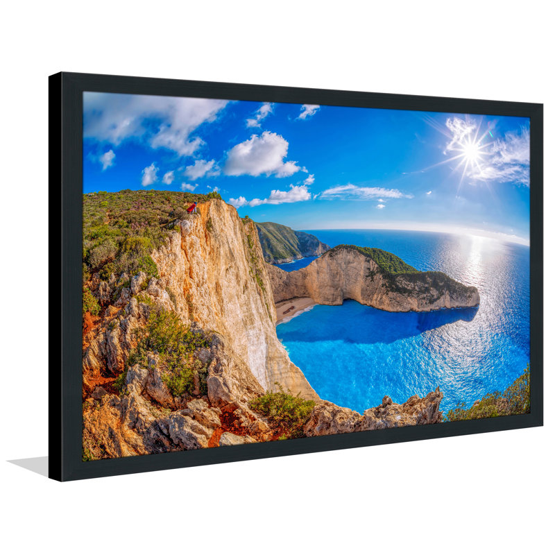 « navagio beach, zakynthos island, grèce », reproduction de photo encadrée, H 35,5 po x l 51,5 po x P 0,75 po
