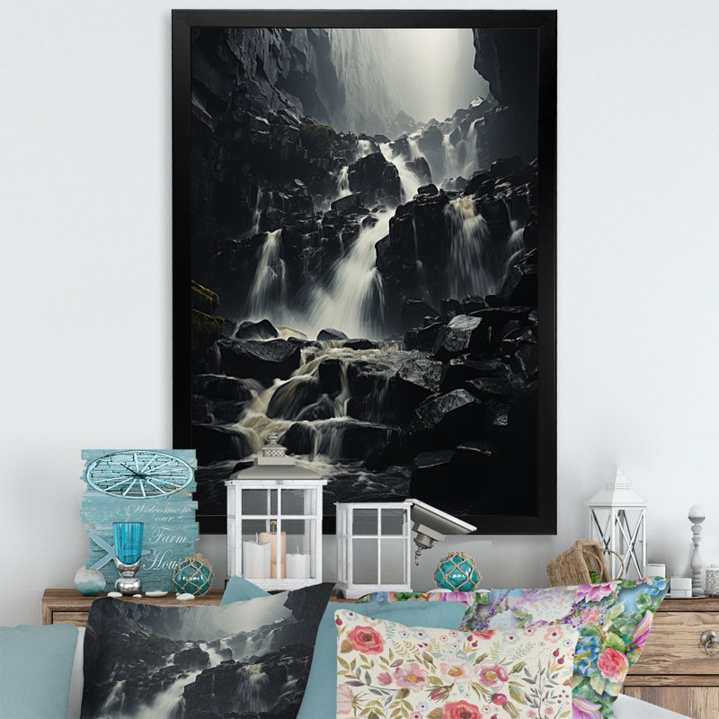 «Waterfall Ephemeral Cascade I», reproduction d'art sur toile, H 32 po x l 16 po x P 1 po, Cadre simple noir