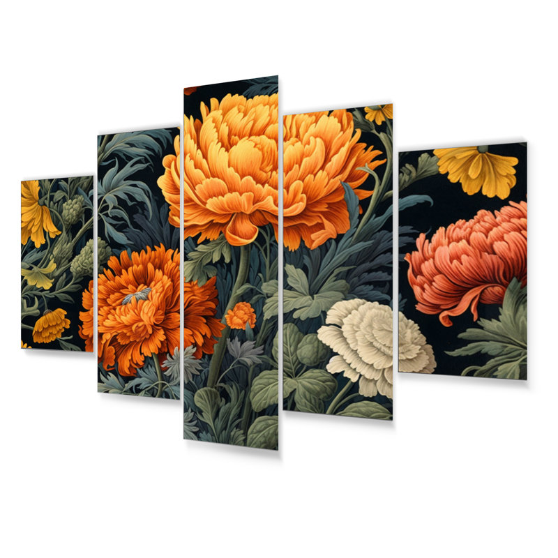 Traditional Plants & Flowers Wall Decor on Metal