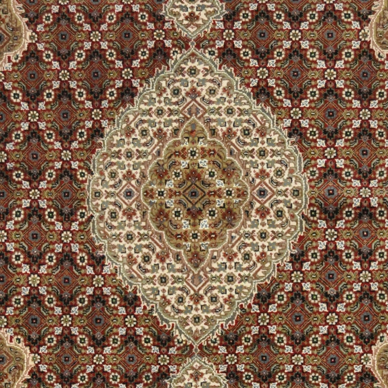 Dewayna Wool Oriental Indoor Rug