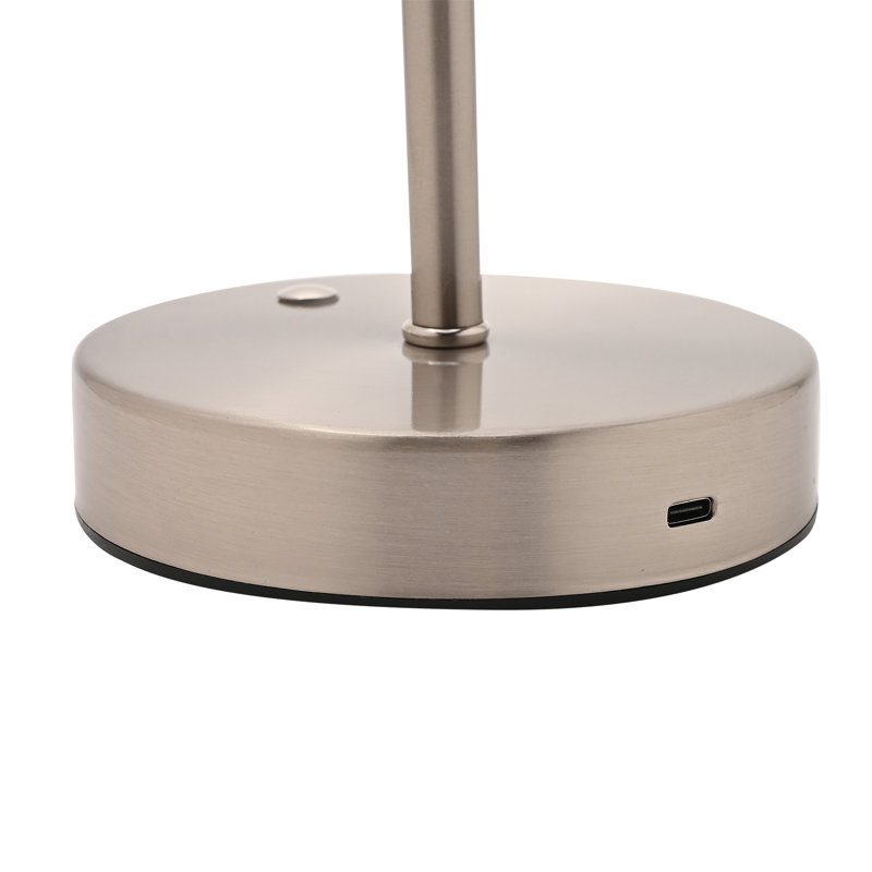 Subina Metal Table Lamp