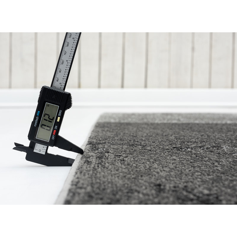 Tapis gris Araby, Rectangle 7 pi 9 po x 9 pi 9 po