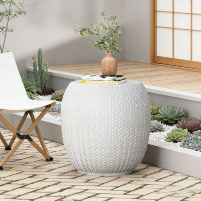 Table d'appoint d'extérieur en béton léger
