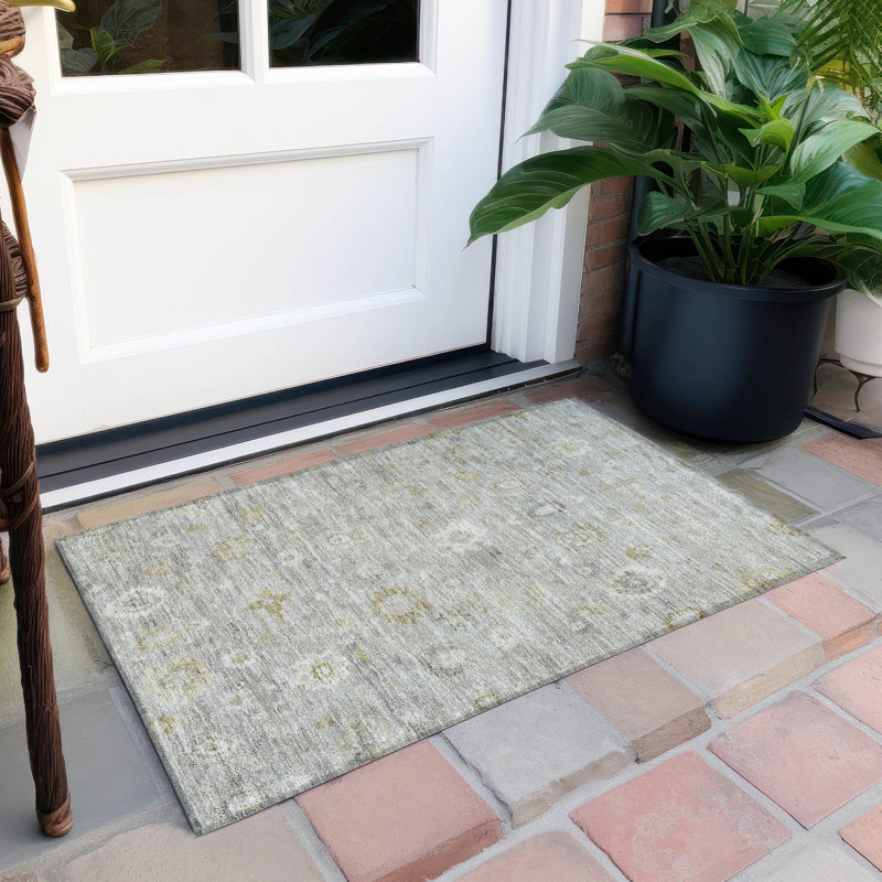 Machine Washable Indoor/Outdoor Xhevrie Gray Rug, Rectangle 1'8" x 2'6"