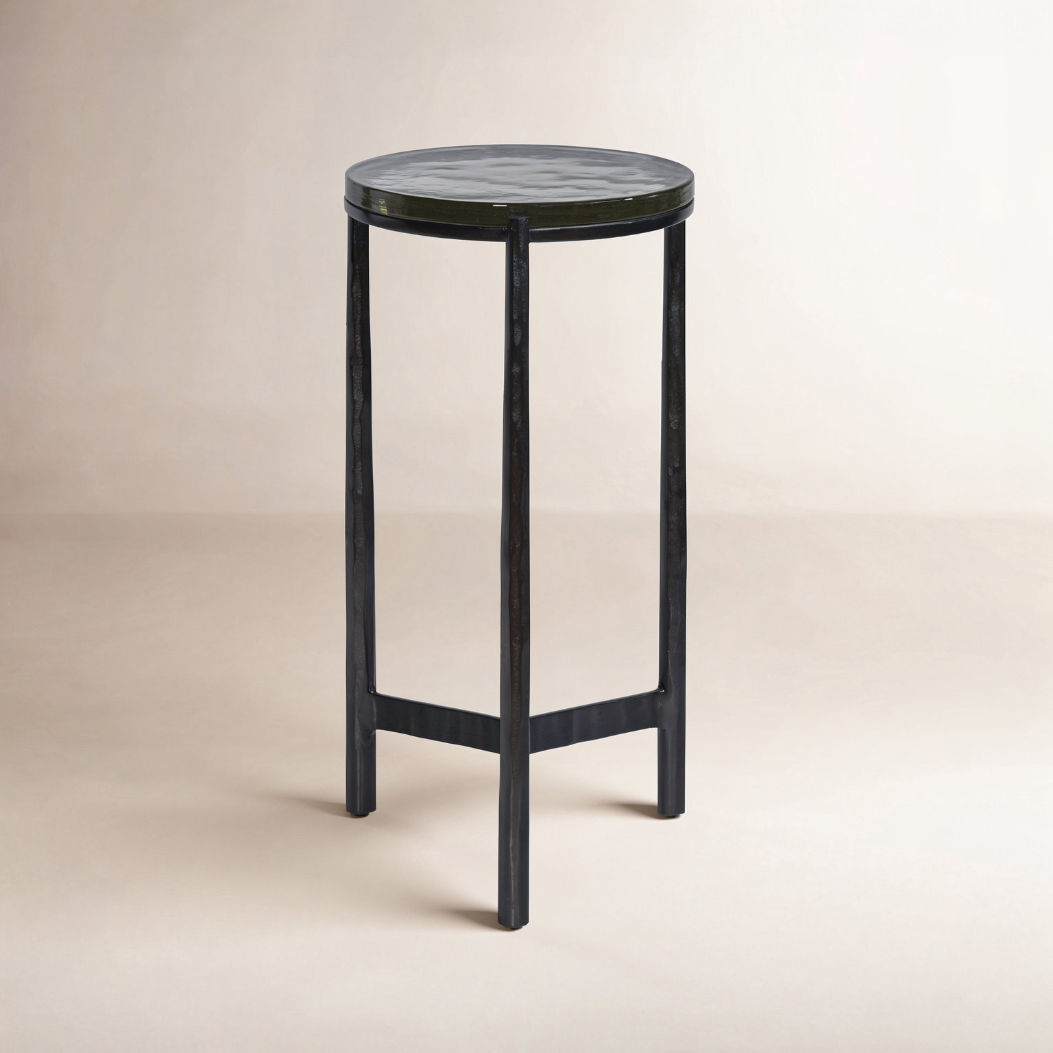Kyas Accent Table