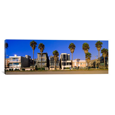 «Buildings in a City, Venice Beach, City of Los Angeles, California», reproduction de photo sur toile