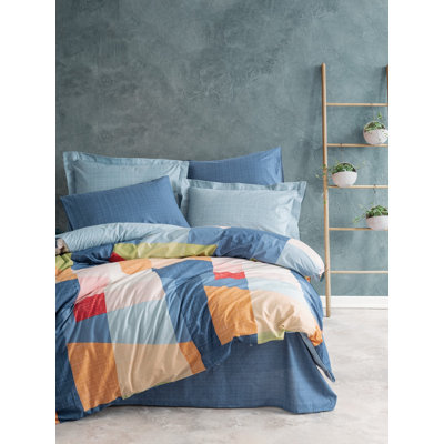Runald No Pattern Duvet Cover Set with Pillowcases Included