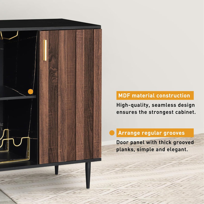 Armoires de bar modernes GIA avec porte à panneau cannelée en noyer et support à vin pour le salon et la salle à manger