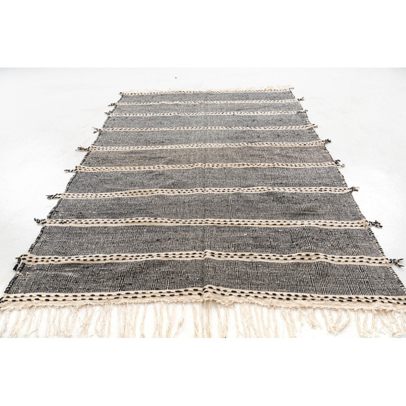 Tapis noir et blanc Odea