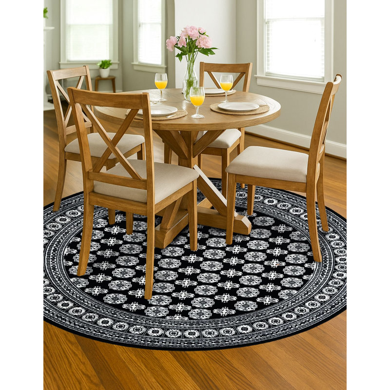Traditional Hinshaw Area Rug Black and White Color, Round 3'3"
