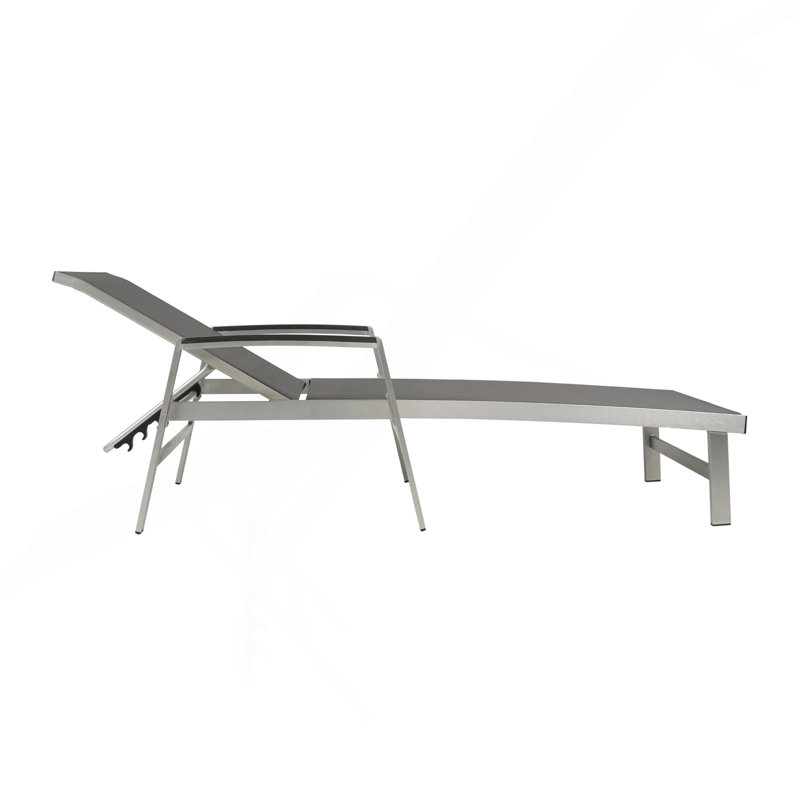 Chaise longue, Gris