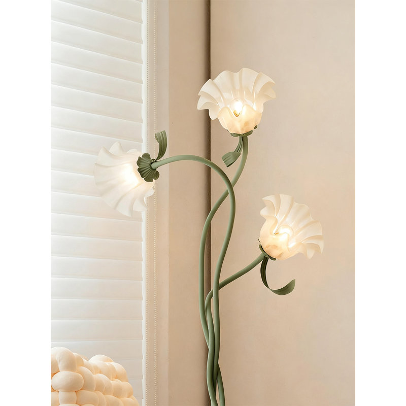 Lampe sur pied vintage en fer forgé et acrylique