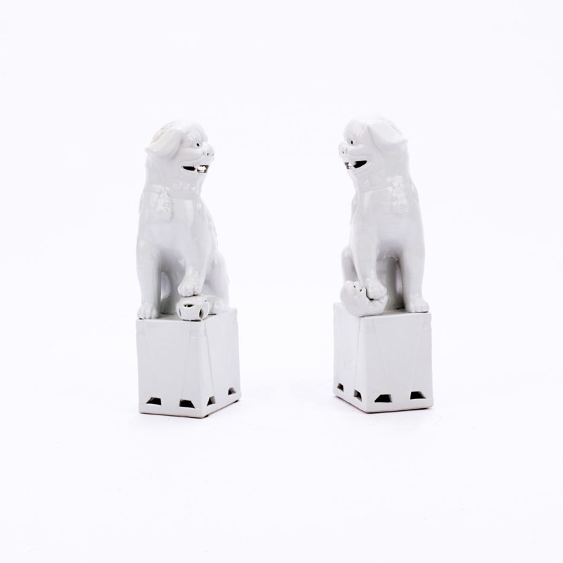 Sitting Foo Dog Figurine, 11" H x 3.5" W x 0.5" D, White