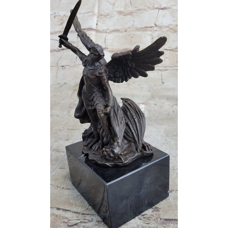 Figurines et sculptures
