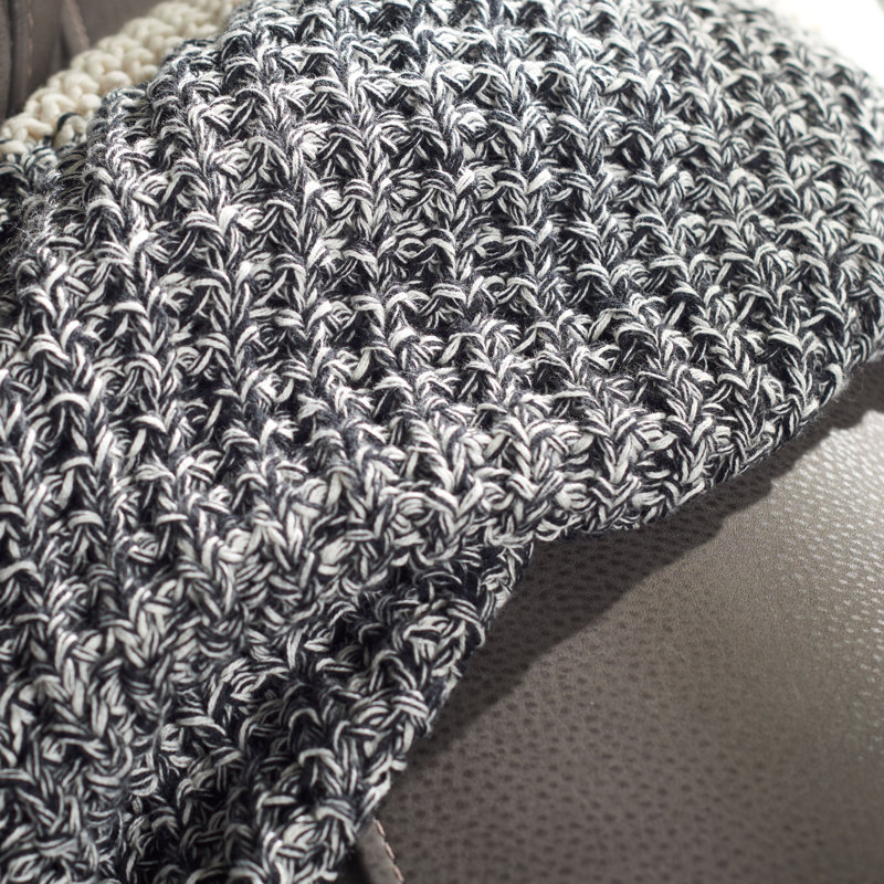 Pyrus Knitted Throw Blanket
