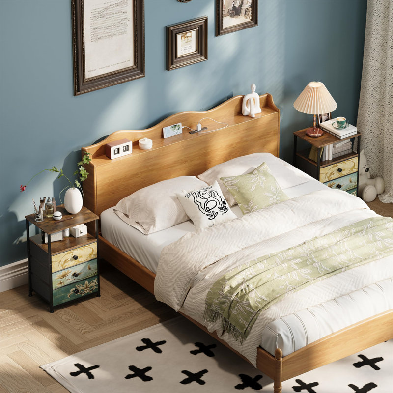 Thatcham 40cm W Metal Bedside Table