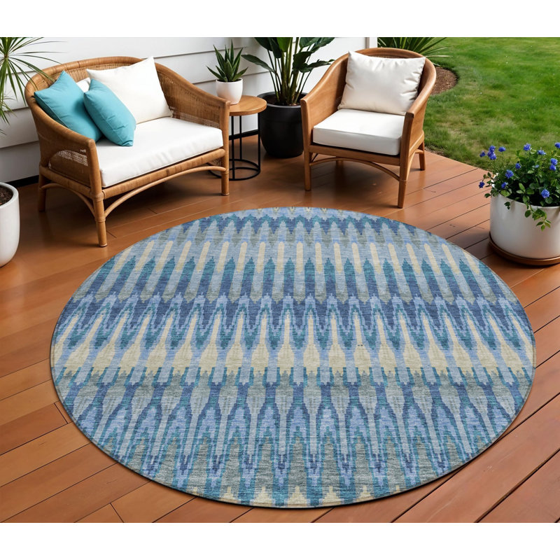 Tapis lavable intérieur / extérieur rond 8 pi bleu et bleu ciel HomeRoots