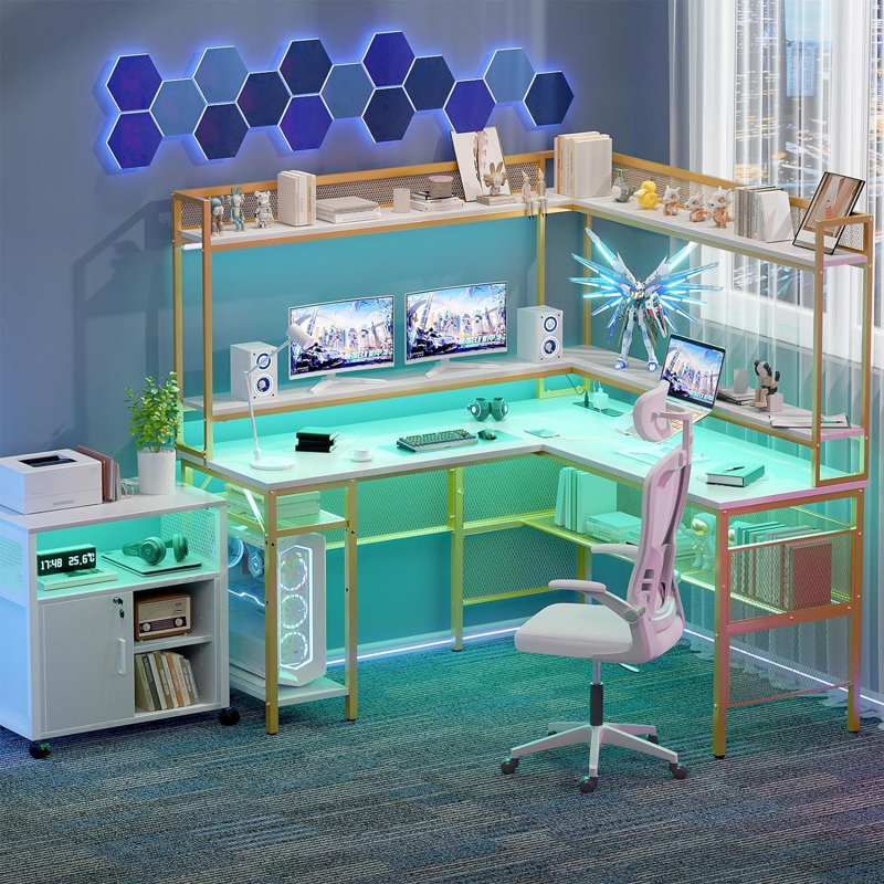 Bureau en L Laveeza avec tablettes réglables et support pour écran, bureau à domicile avec prise de courant et huche