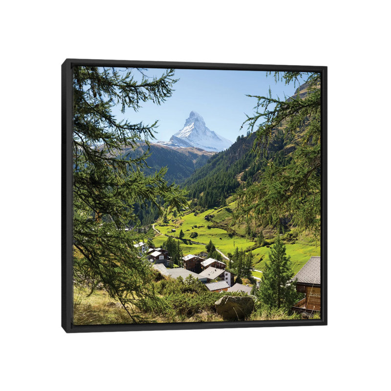 «Zermatt Valley with View of the Matterhorn» par Jan Becke - reproduction de photo, Toile avec cadre noir, Pas de tapis