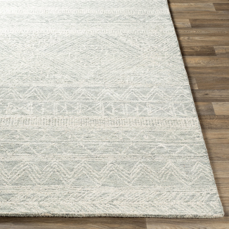 Kizzie Hand Tufted Wool Southwestern Indoor Rug, Rectangle 5' x 7'6"