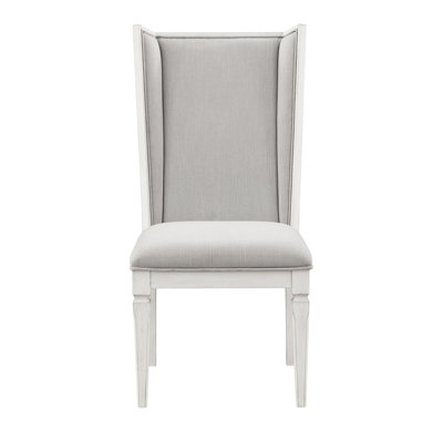 Lin gris et chaises d'appoint blanches - (2). Profondeur de 45 po. Assise confortable de 19 po de largeur. Coussin rembourré. Design élégant en bois. Fabriqué en bois d'hévéa composite (2). 15 po de hauteur. 21 po
