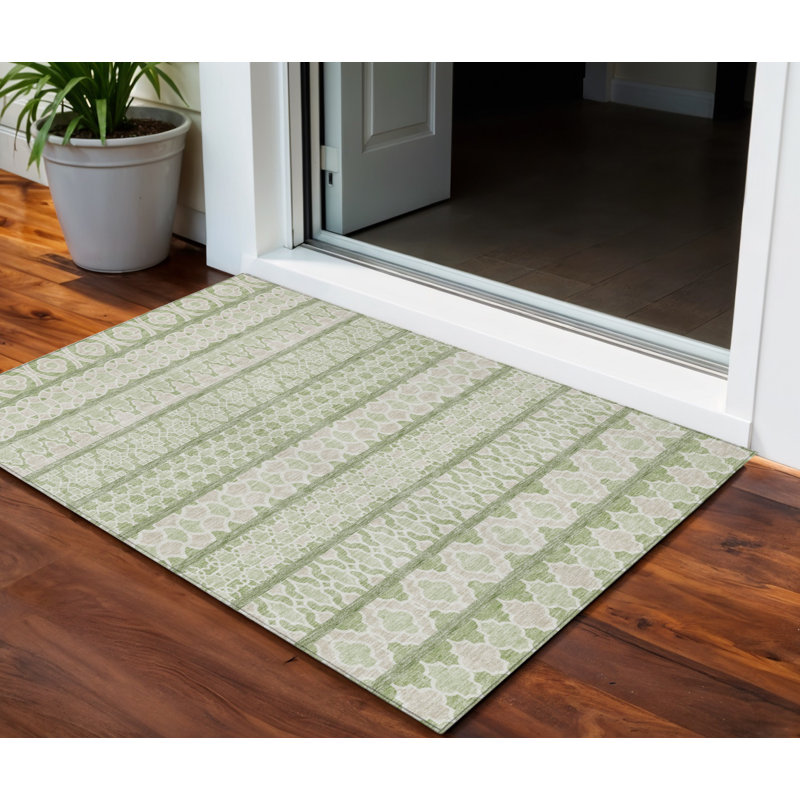 10' X 14' Artichoke Green And Ivory Quatrefoil Washable Indoor Outdoor Area Rug, Rectangle 9' x 12'