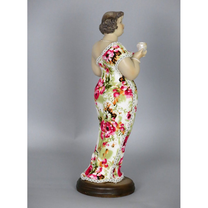 People Figurines & Sculptures