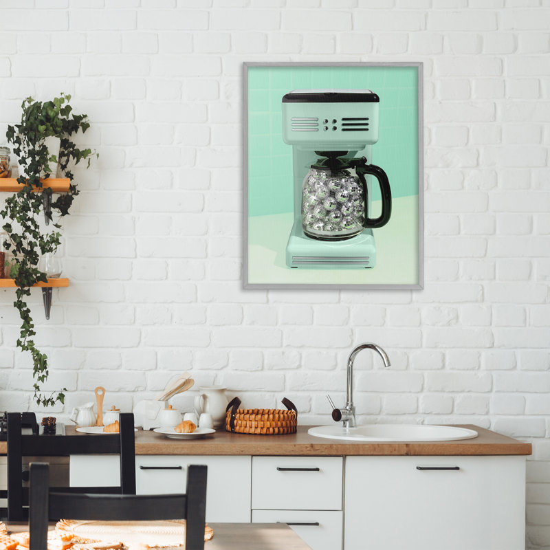 Giclée sur table avec cafetière disco, design par Lish Creative, Giclée de ferme grise encadrée, 20 x 16