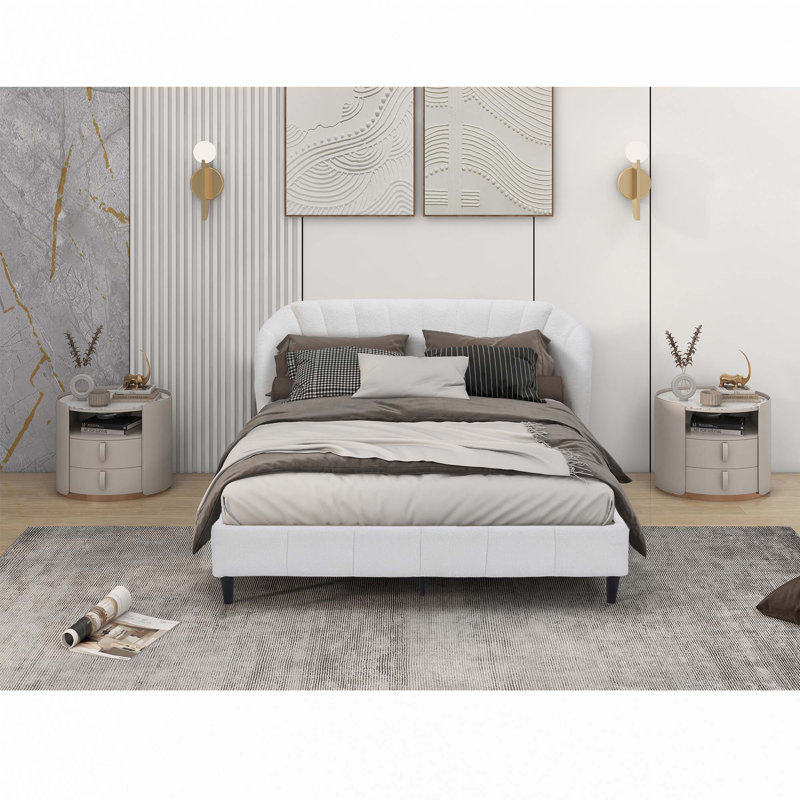 Lit plateforme tapissier en velours