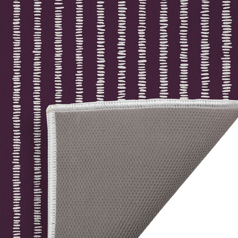 Tapis de toilette rectangulaire absorbant et antidérapant Scatter Row, H 24 po x P 17 po, Aubergine