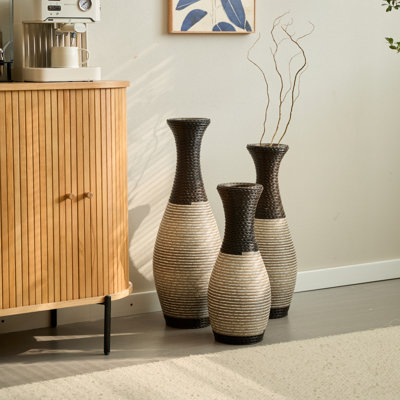 Ensemble de vases de bureau, vases de plancher décoratifs bruns, vases de sol classiques et soignés, jardinière haute indépendante, vases de vignes artificiels, vases de sol en PVC, ensemble de 3 pots de fleurs pour décoration intérieure
