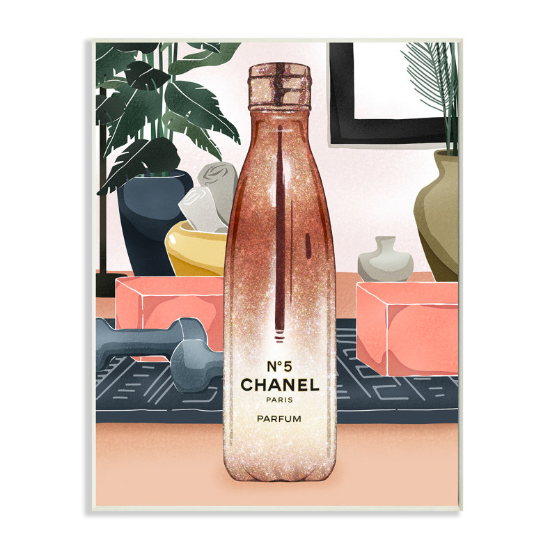 Glam Fashion Designer Bottle Modern Home Interior, H 19 po x l 13 po, Plaque murale