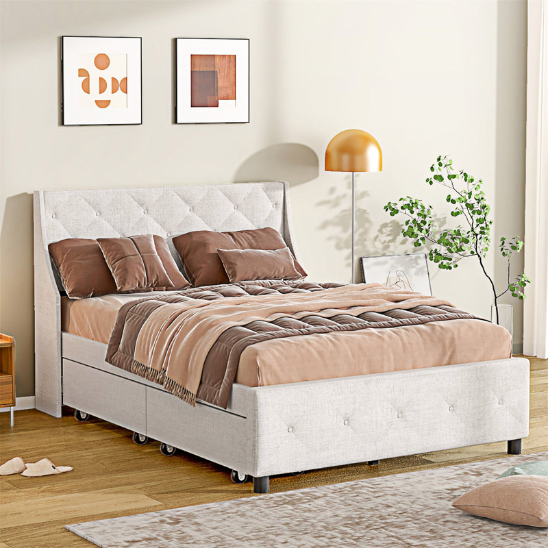 Upholstered Platm Bed With Storage