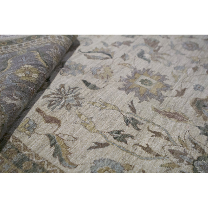 Tapis beige et brun noué à la main de haute qualité