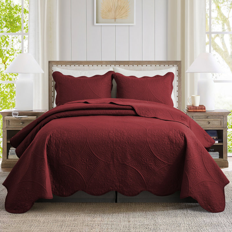 Floral Embossed Ultra-Soft Quilted Bedspread Set – Lightweight, All-Season Comfort With Matching Pillow Shams, Burgundy