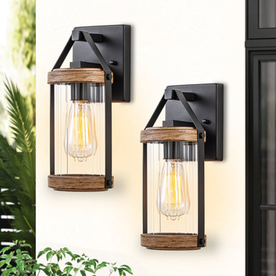 Quesenberry Wall Light