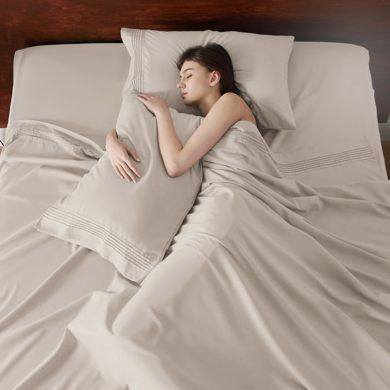 Bedsure Deep Pocket Sheet Set - Fits Mattresses Up to 21 Inches Thick -  GentleSoft Bed Sheet set, Moisture Wicking, Soft & Cooling Bed Sheet & Pillowcases, Easy & Secure Fit