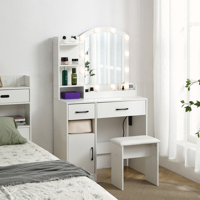 Faires Vanity