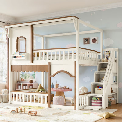 Lit superposé cabane double avec escalier de rangement, tablette et fenêtre, en bois massif, avec barrières de sécurité. Beige et naturel foncé.