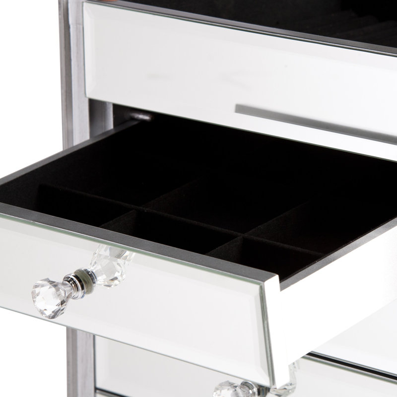 Armoire à bijoux en argent