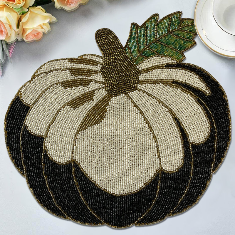 Ensemble de napperons perlés faits à la main avec motif de citrouille d'automne pour un décor de table des fêtes sans égratignures