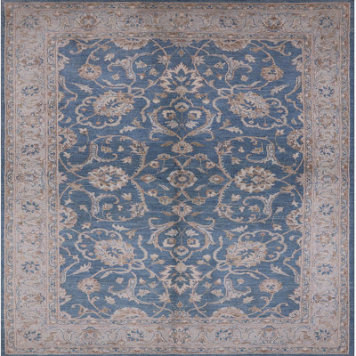 Loris Oriental Indoor Rug