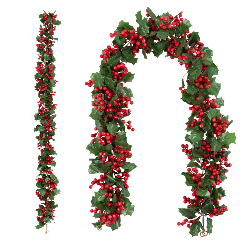 Haneef 67" in. Berry Garland