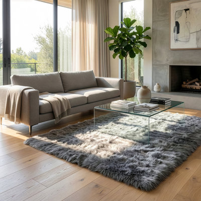 Tapis à poil long gris Hughey