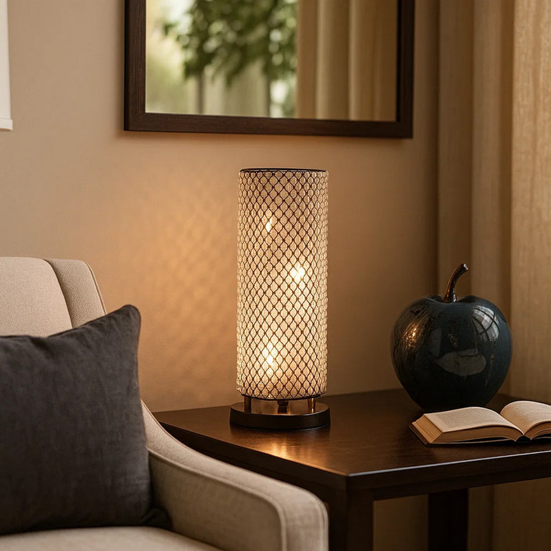 Renitha Metal Table Lamp