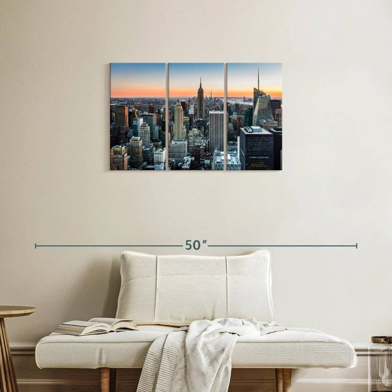 Sireci New York At Sundown, 20" H x 33" W