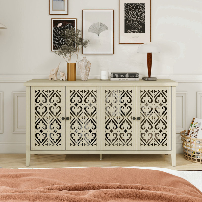 Armoire évidée avec 4 portes