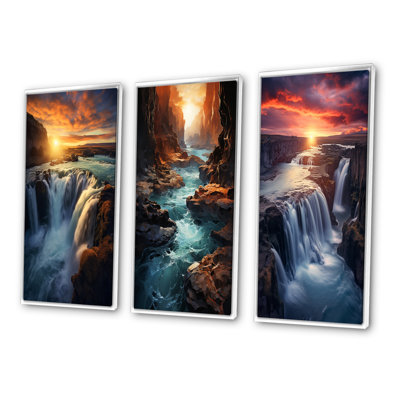 «Summery Sunset Over Majestic Waterfalls», 3 pièces sur toile