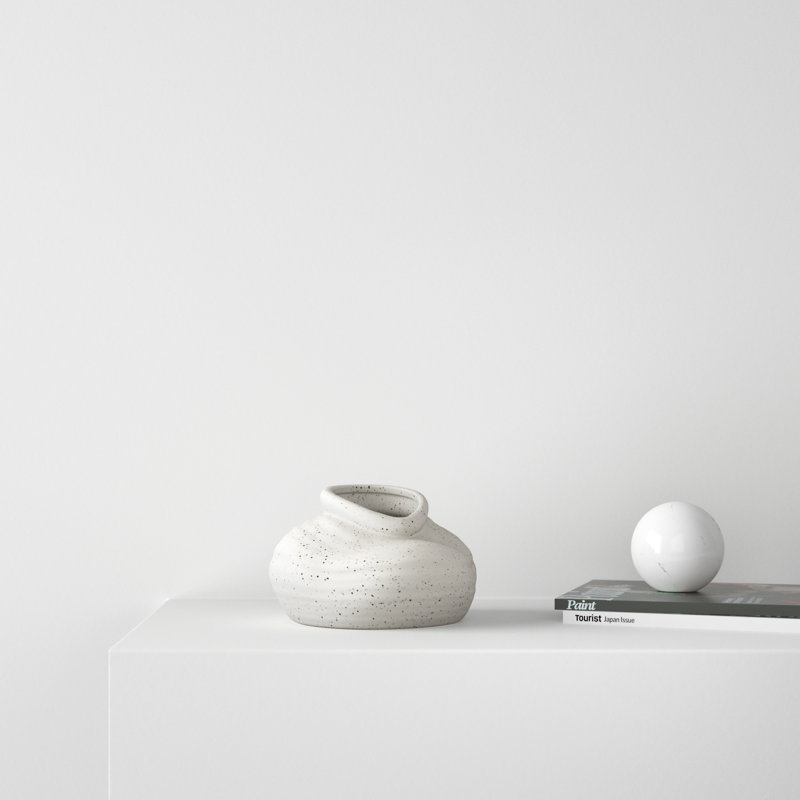 Mori Handmade Ceramic Table Vase